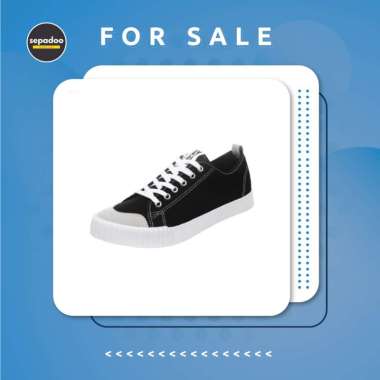 leather canvas sneakers