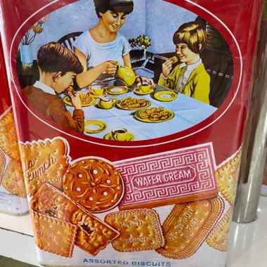 Khong Guan Kaleng Besar 1600gr new