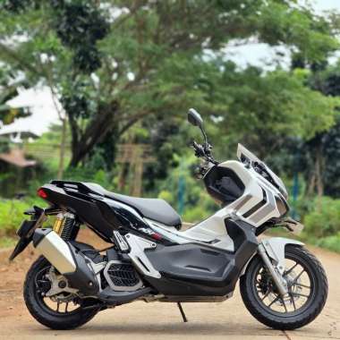 Honda ADV Januari 2021 - Harga Kredit u0026 Spesifikasi Blibli