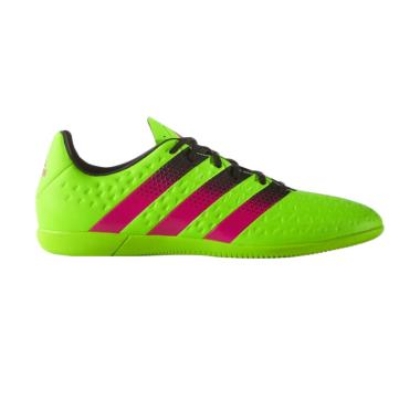 Segini Aja Harga Sepatu Futsal Terbaru