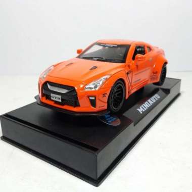 Miniatur Diecast Nissan GTR Mainan Mobil Mobilan Sport Nissan GT-R