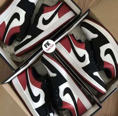 Air Jordan 1 Low Black Toe || court purple pine green triple white black royal unc