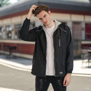 JAKET COWOK PARASUT PRIA JAKET HOODIE PRIA JAKET MOTOR JAKET OUTDOOR DISTRO KEREN MURAH TERBARU J. O