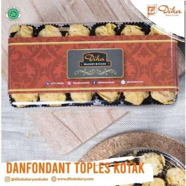 Roti Kue Kering Danfondant Toples Kotak Dika Bakery