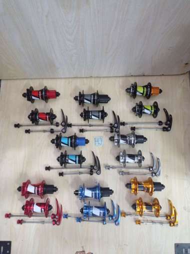 Hub Freehub Strummer MT650 Micro Spline 12 Speed 32H QR 6 bearing Suara Jangkrik Rapat mirip Tawon M