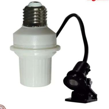 Fitting / Fiting Lampu Otomatis Sensor Cahaya Siang Dan Malam