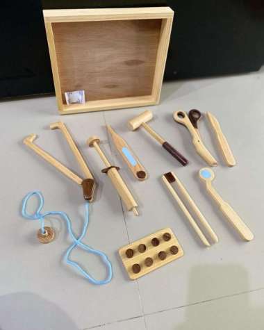 Wooden Doctor Set / Mainan Kayu Dokter
