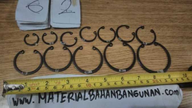 snap ring circlip ring retaining ring diameter 72 mm M 72 type H