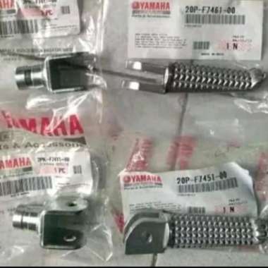 Footstep depan kanan kiri yamaha R15 Xabre original yamaha