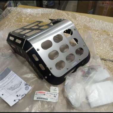 SKID PLATE SILVER COVER PELINDUNG MESIN YAMAHA XSR 155 ORIGINAL