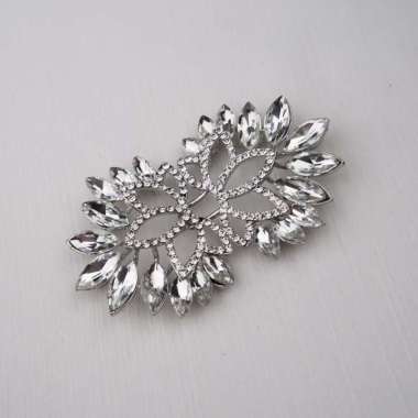 Kristal Kepala Kait Pinggang Kancing Kaitan Mutiara Kebaya Belt Istana Kancing Beyonce