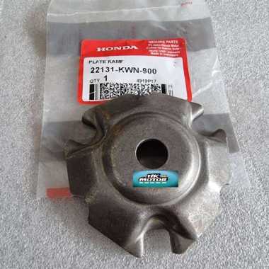 Plat / Tutup Rumah Roller Vario 125 Esp Original Honda KWN HK