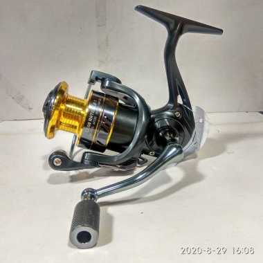 Reel Exori Aspen. New 2020 1000 (4+1BB)