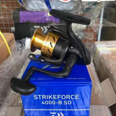 Reel Daiwa StrikeForce 4000-B SD New Model 1 ball bearing