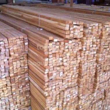 Kayu Reng Meranti 1 Batang Bagi 4 Berbagai Ukuran Ready Bandung 4btg 1meteran ukuran 2 x 3