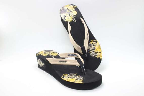 Loxley Callista sandal wedges wanita 39 Black beige
