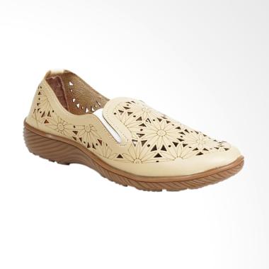 Kickers Laser B20 Slip on Sepatu Wanita - Cream
