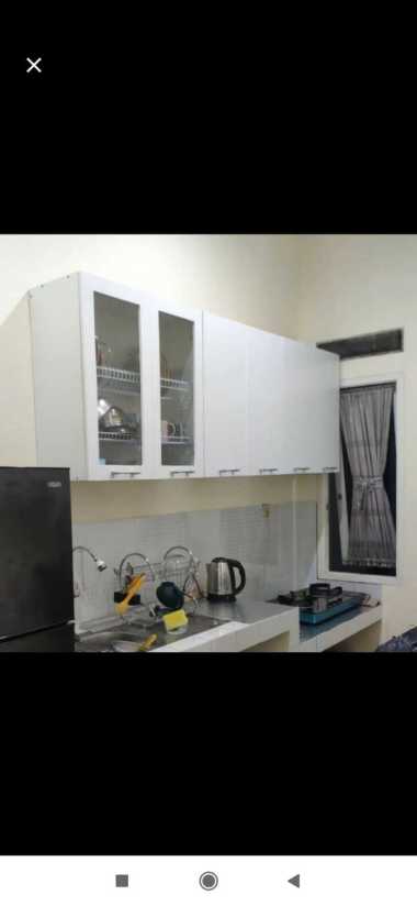 RAK PIRING LEMARI GANTUNG DAPUR KITCHEN SET ATAS 6 PINTU MINIMALIS 001