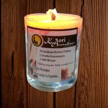 Lilin Aroma Terapi Pengusir Nyamuk 1Pcs Free Biji Pinus / Jenitri