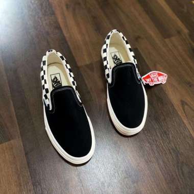 gambar sepatu vans checkerboard
