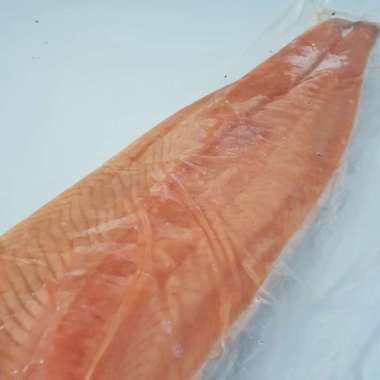 Ikan Salmon Fillet Beku Lonjong 1,5kg Frozen Food Makassar WJM