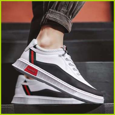 SEPATU PRIA MURAH TERLARIS Sepatu RunningSepatu Sneaker Pria import Original 41 PUTIH