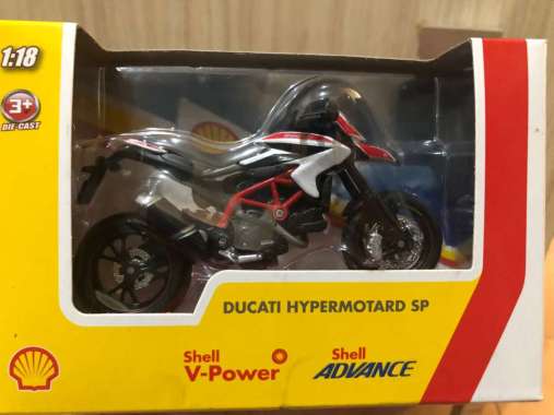 Shell - Ducati Hypermotard SP