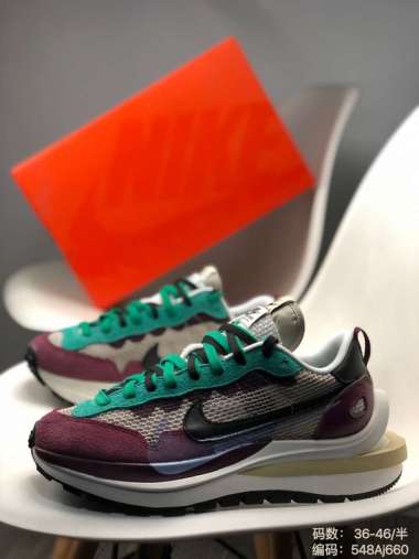 Jual Sacai X Nike Vaporwaffle Terbaru 