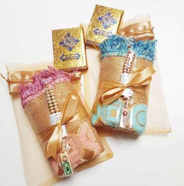 [TARMTQA6] SAJADAH TURKI MIX AL QURAN A6 FREE TASBIH KAYU PACKING TILE SERUT TAHLILAN TAHLIL AQIQAH 