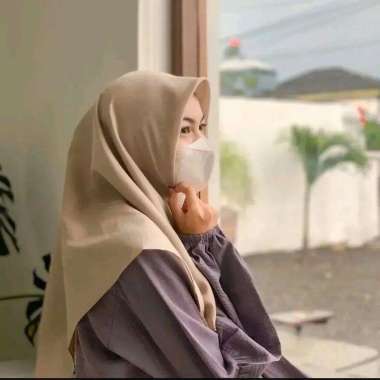 PARIS PREMIUM Hijab Jilbab Segiempat ANTI LETOY - 2 (GRATIS Pouch++) 26.Baby Blue