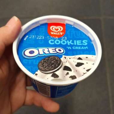 Walls Ice Cookies N Cream Oreo Vanila