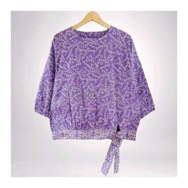 Shibata casual blouse batik M ungu