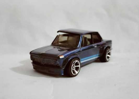 hot wheels bmw e34