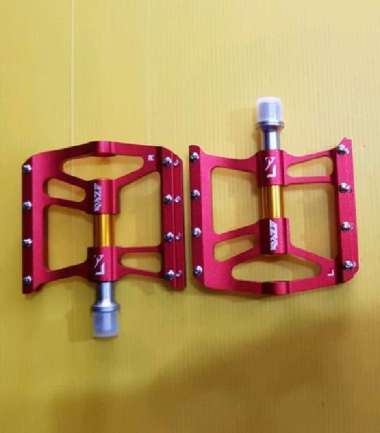 Pedal Alloy United Raze 60 Red Merah 3 Bering Tapak Lebar Sepeda MTB