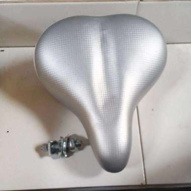 JOK SADEL SADDLE SPONS BUSA DEPAN BESAR SEPEDA LISTRIK VOLTA WINFLY silver