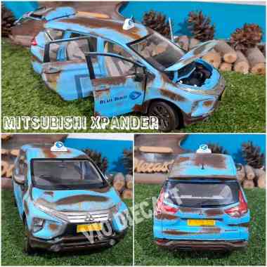 Diecast Miniatur Mitsubishi Xpander Blue Bird rusty effect skala 1:18