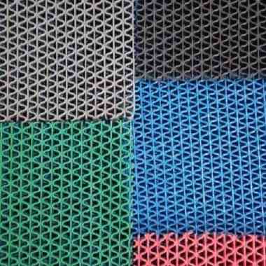Karpet Karet Anti Slip Meteran / S Tpye Hijau
