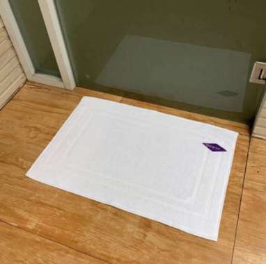 keset kaki handuk hotel embosse kotak bingkai 45x70 lembut serap Coklat