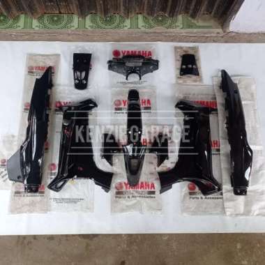 Cover Body Full Set Fullset F1ZR FIZR Hitam Original YGP