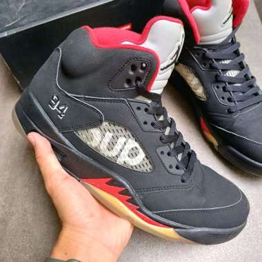 Air Jordan 5 Retro Supreme Black