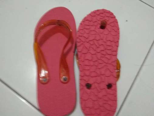 Sandal Jepit Pria Sun Swallow Merah