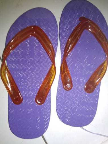 Sandal Jepit Pria Sun Swallow Ungu