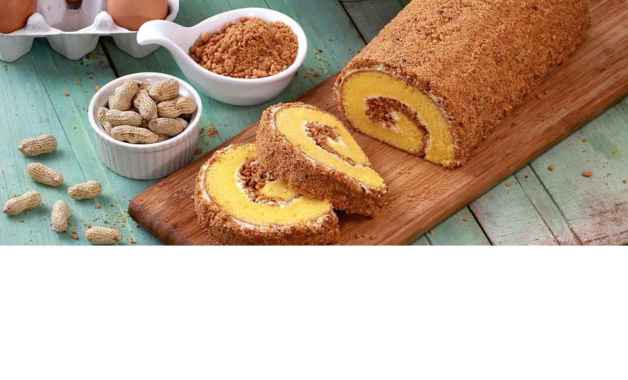 BOLU MERANTI TOPING KACANG ISI MOKA