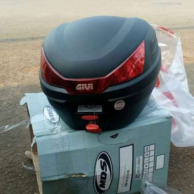 Givi Box Givi B27 muat 1 helm mika merah