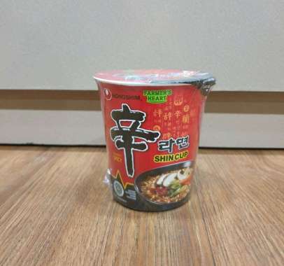 Nongshim Cup Shin Ramyun Spicy Mushroom 72 Gr