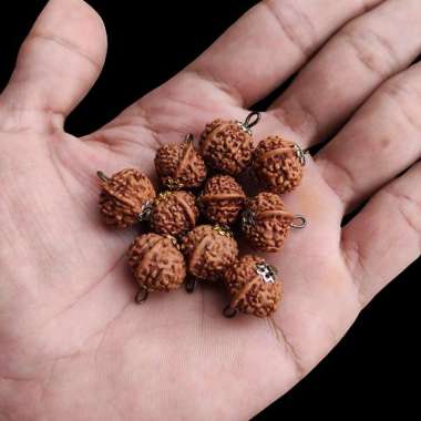 liontin jenitri Ganesha bertanduk bercula