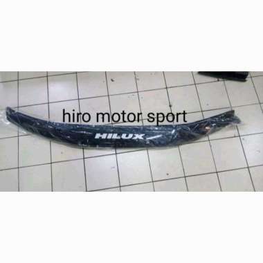 Deflecta Hilux 2012-2015 Black