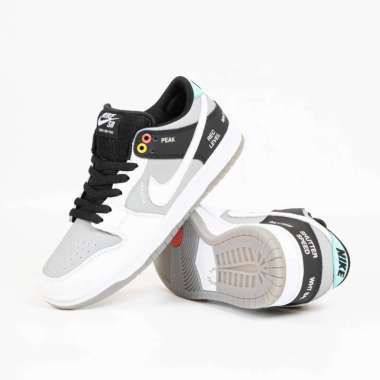 Harga Sb Dunk Low Pro Grey Terbaru Mei 2022 | BigGo Indonesia