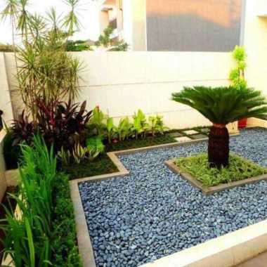 batu koral hitam//batu hiasan taman.