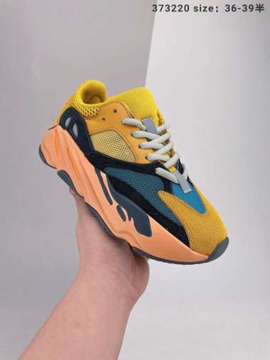 Jual Sepatu Yeezy 700 Original 